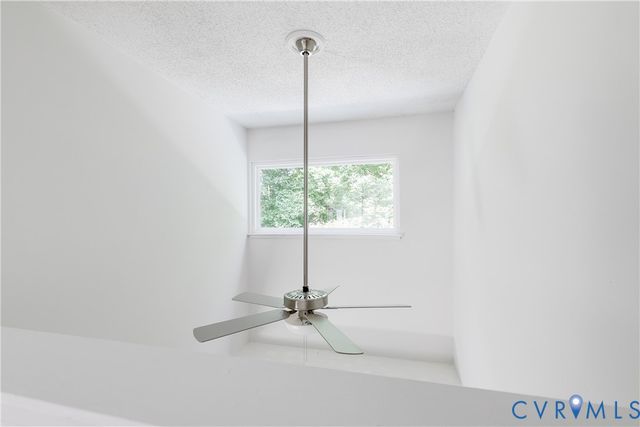 1829 Ivystone Dr, Henrico, VA 23238