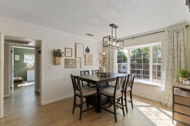 3144 E Sussex Way, Fresno, CA 93726