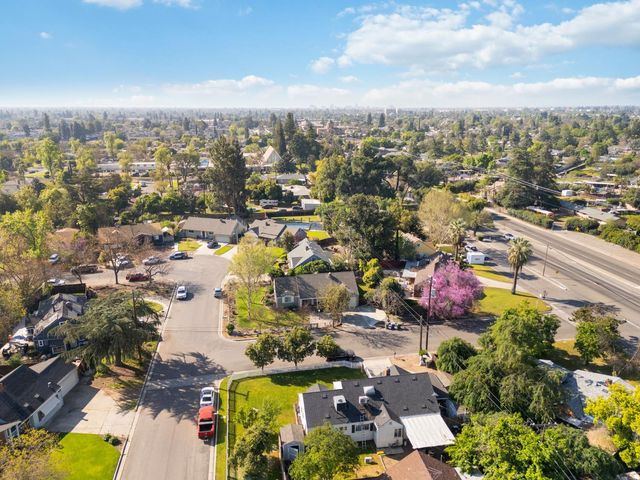 3144 E Sussex Way, Fresno, CA 93726