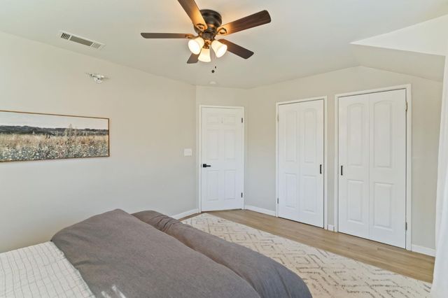 3144 E Sussex Way, Fresno, CA 93726