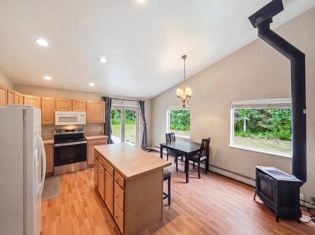1445 ITTA DRIVE, North Pole, AK 99705