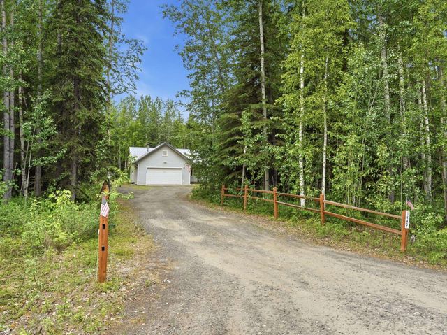 1445 ITTA DRIVE, North Pole, AK 99705