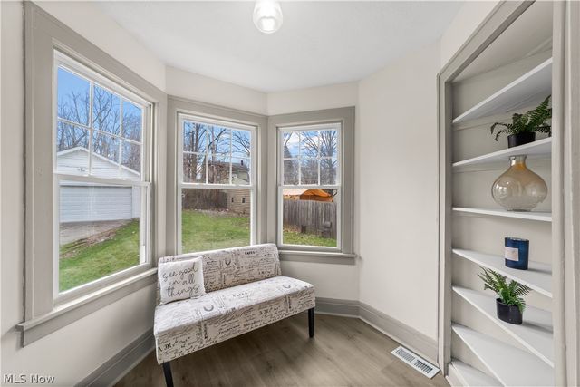 3180 Sycamore Road, Cleveland Heights, OH 44118