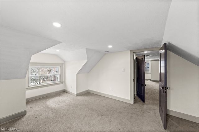 3180 Sycamore Road, Cleveland Heights, OH 44118