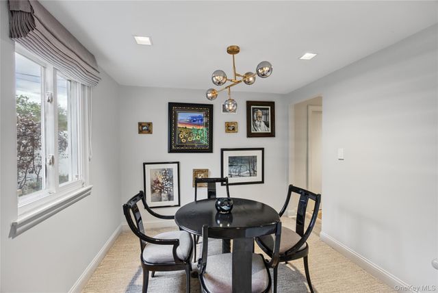 1875 Julian Lane, Merrick, NY 11566