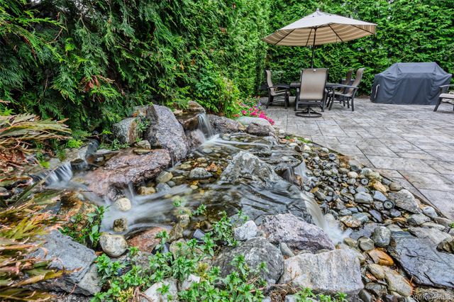 1875 Julian Lane, Merrick, NY 11566