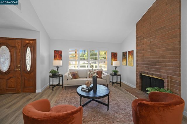 1284 Pinecrest Drive, Concord, CA 94521