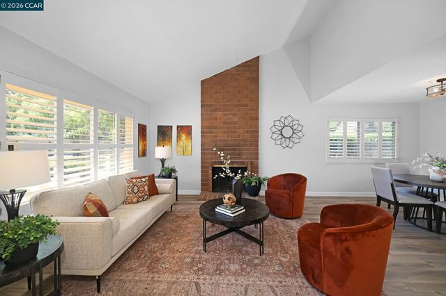 1284 Pinecrest Drive, Concord, CA 94521