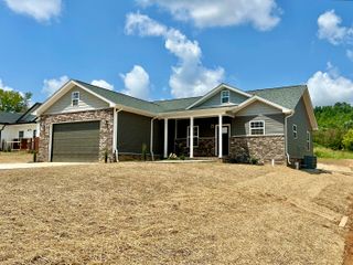 1324 E Mt Vernon Street, Somerset, KY 42501