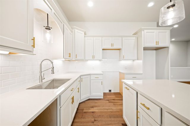 2560 Noellyn Drive, Berrien Springs, MI 49103
