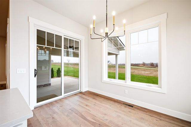 2560 Noellyn Drive, Berrien Springs, MI 49103
