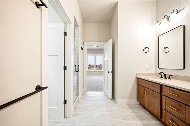 2560 Noellyn Drive, Berrien Springs, MI 49103