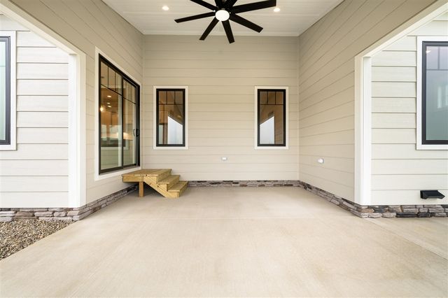 2560 Noellyn Drive, Berrien Springs, MI 49103