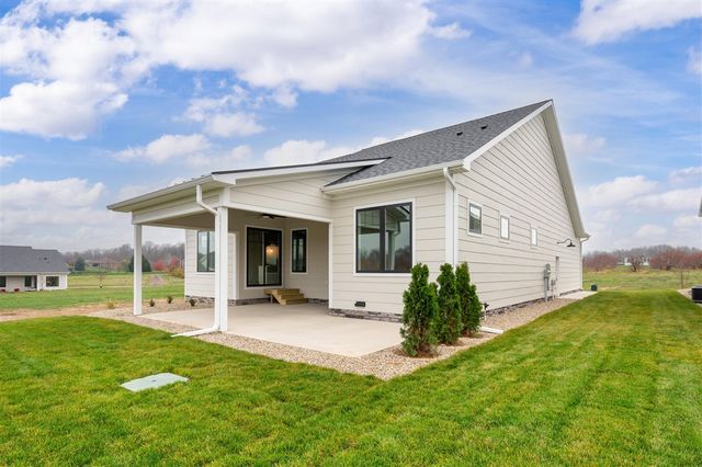 2560 Noellyn Drive, Berrien Springs, MI 49103