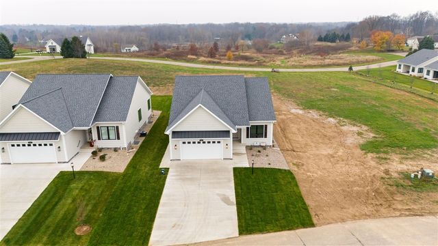 2560 Noellyn Drive, Berrien Springs, MI 49103