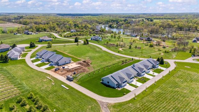 2560 Noellyn Drive, Berrien Springs, MI 49103