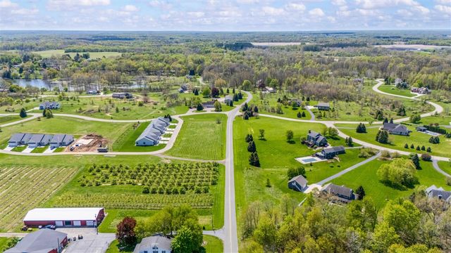 2560 Noellyn Drive, Berrien Springs, MI 49103