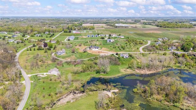 2560 Noellyn Drive, Berrien Springs, MI 49103