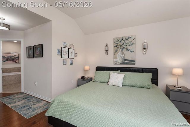 29451 Weston Drive 120, Novi, MI 48377