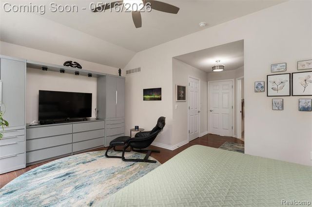 29451 Weston Drive 120, Novi, MI 48377