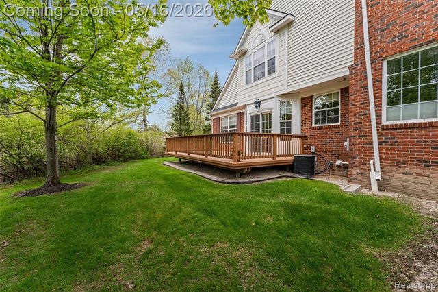 29451 Weston Drive 120, Novi, MI 48377