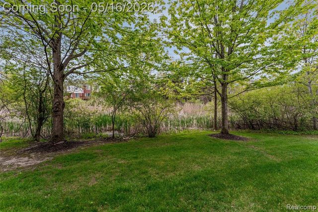 29451 Weston Drive 120, Novi, MI 48377