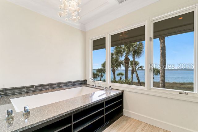 122 Crosstree Drive 122, Hilton Head Island, SC 29926