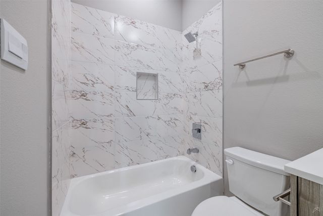 111 Merritt Street 101, Fort Worth, TX 76114