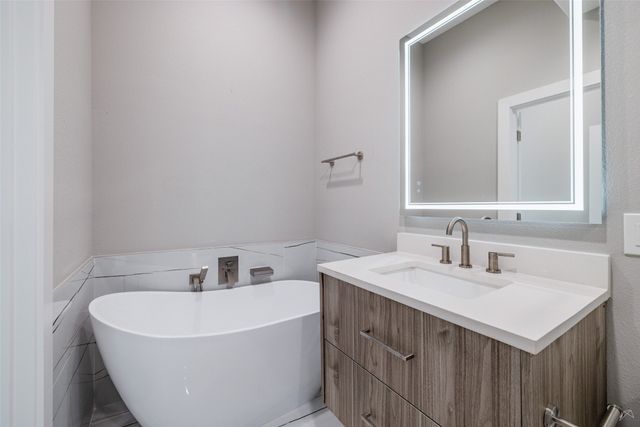 111 Merritt Street 101, Fort Worth, TX 76114