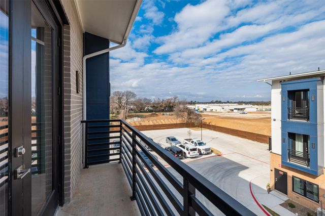 111 Merritt Street 101, Fort Worth, TX 76114