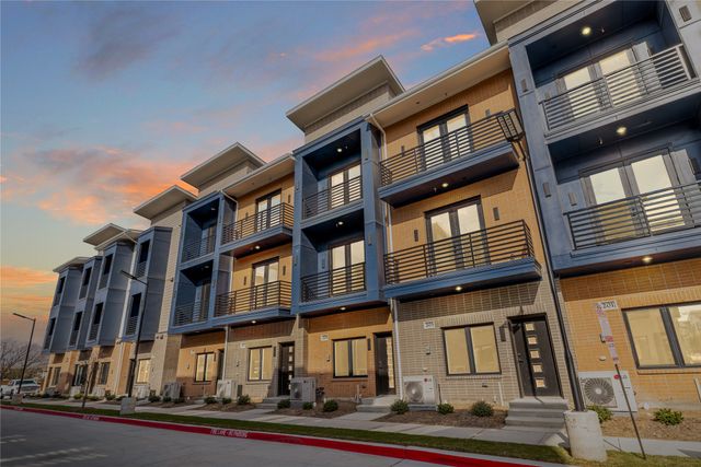 111 Merritt Street 101, Fort Worth, TX 76114