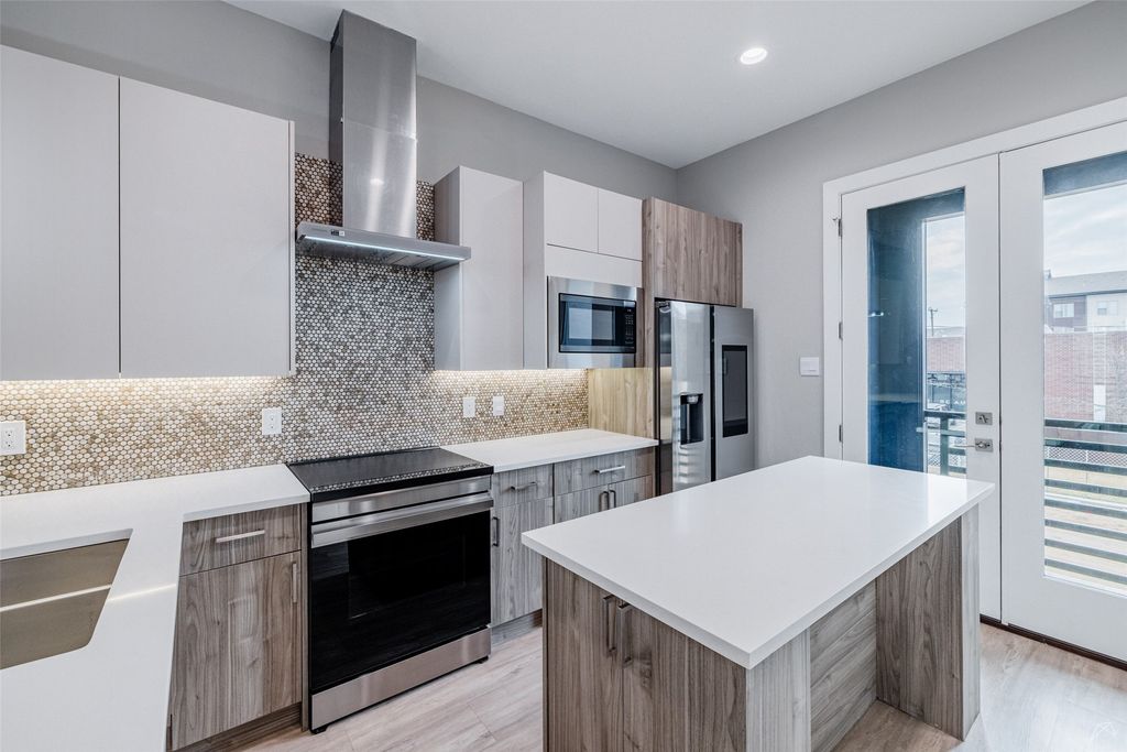 111 Merritt Street 101, Fort Worth, TX 76114