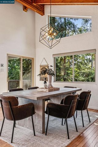 3203 Monterey Blvd, Oakland, CA 94602