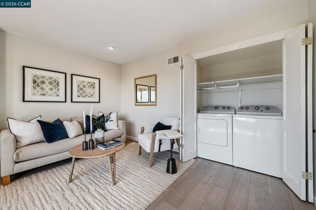 3203 Monterey Blvd, Oakland, CA 94602