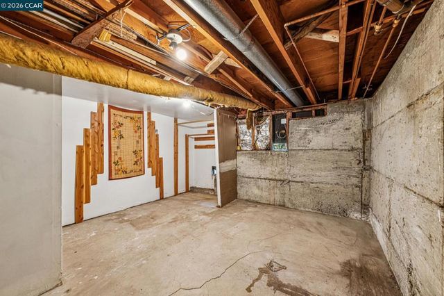 3203 Monterey Blvd, Oakland, CA 94602