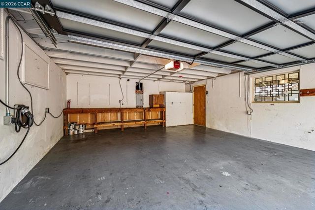 3203 Monterey Blvd, Oakland, CA 94602