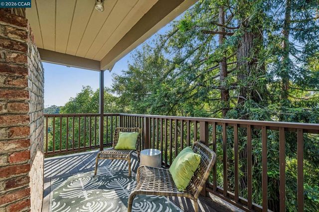 3203 Monterey Blvd, Oakland, CA 94602