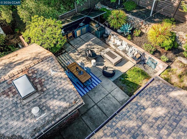 3203 Monterey Blvd, Oakland, CA 94602