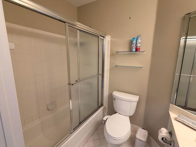 5136 FLORIA Drive G, Boynton Beach, FL 33437
