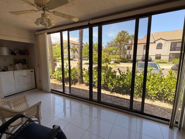5136 FLORIA Drive G, Boynton Beach, FL 33437