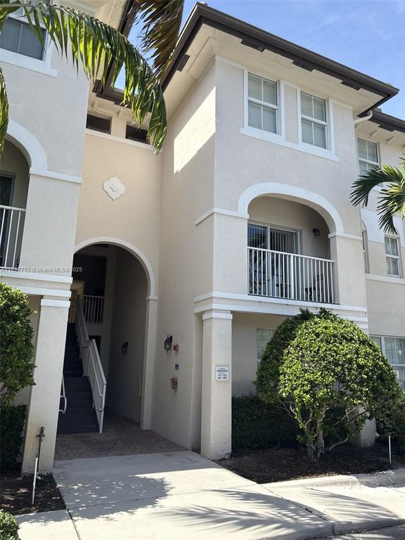 11605 NW 89th St 112, Doral, FL 33178
