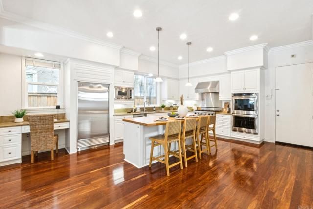 5492 Coach Ln, San Diego, CA 92130