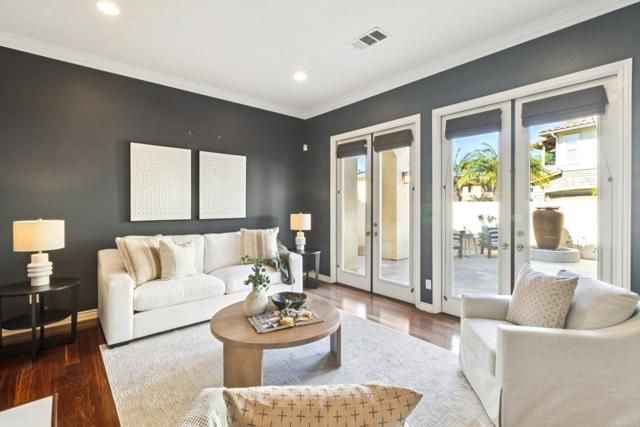 5492 Coach Ln, San Diego, CA 92130