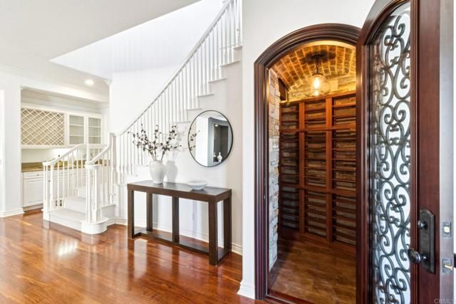 5492 Coach Ln, San Diego, CA 92130