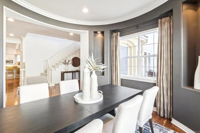 5492 Coach Ln, San Diego, CA 92130