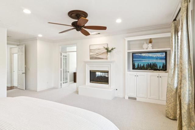 5492 Coach Ln, San Diego, CA 92130