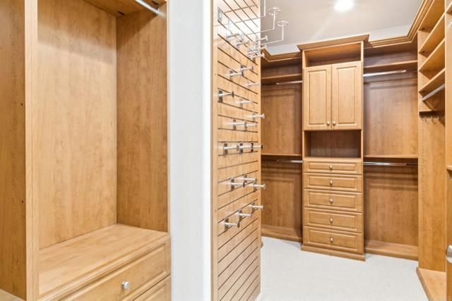 5492 Coach Ln, San Diego, CA 92130