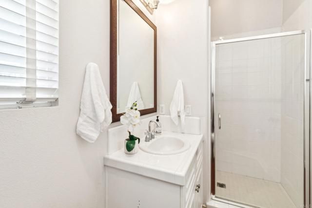 5492 Coach Ln, San Diego, CA 92130