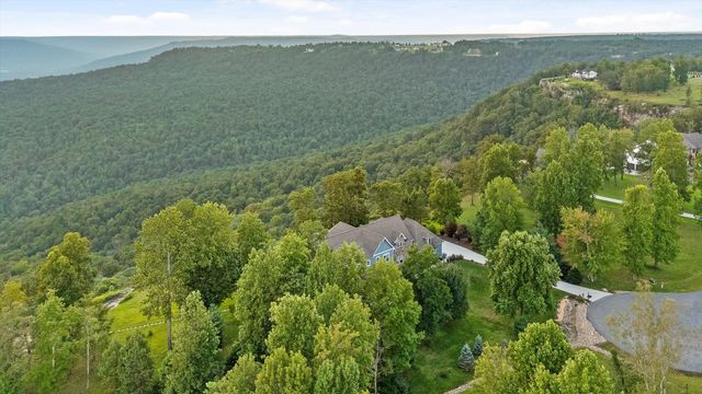 190 Gray Fox Court, Jasper, TN 37347