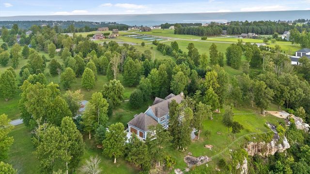 190 Gray Fox Court, Jasper, TN 37347